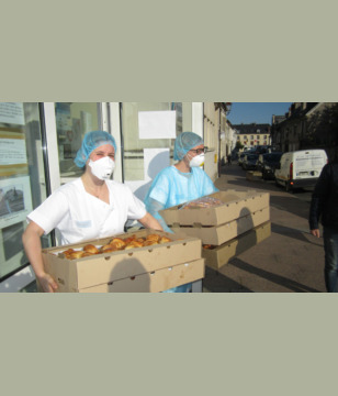 Livraison de viennoiseries aux soignants le 14 mai 2020