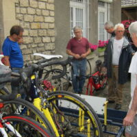 Tout le monde s'active