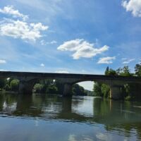 Pratique du canoé sur la Dordogne